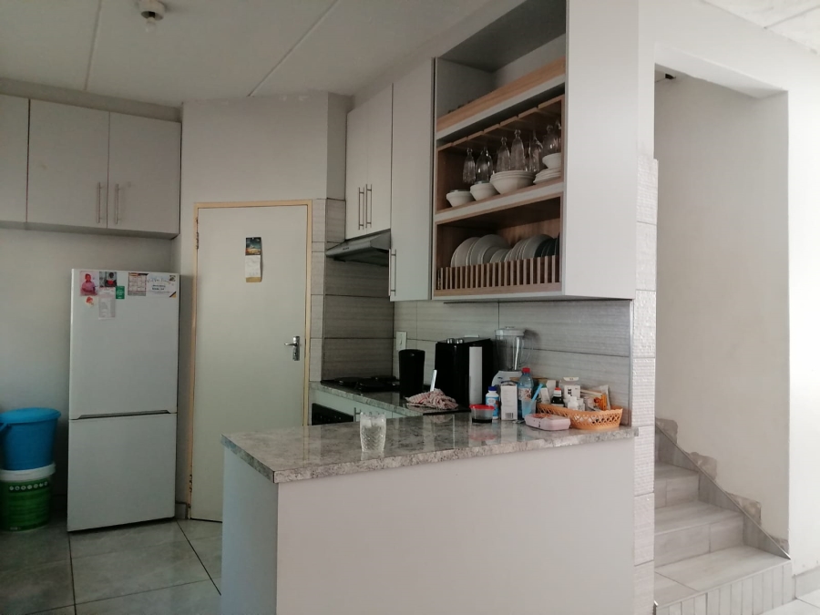 3 Bedroom Property for Sale in Waterval East North West